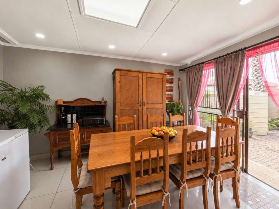 2 Bedroom Property for Sale in Heuwelsig Free State